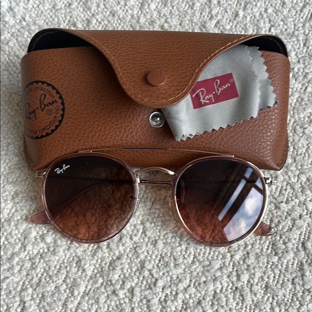 Ray-Ban Brown Tinted Sunglasses with Case